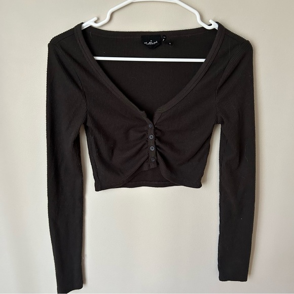 Urban Outfitters Out From Under Black Long Sleeve Button Crop Top Size Small - Picture 1 of 5